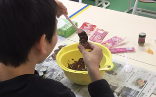 2月 おやつ（チョコレート）づくり